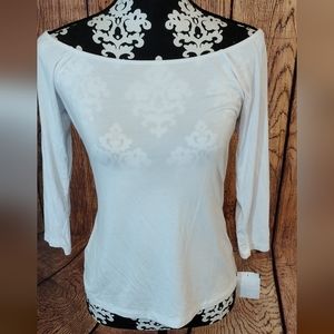 NWOT Emory Park Off Shoulder 3/4 Sleeve Blouse